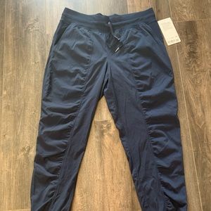 BRAND NEW Lululemon Dance Studio Joggers Size 12